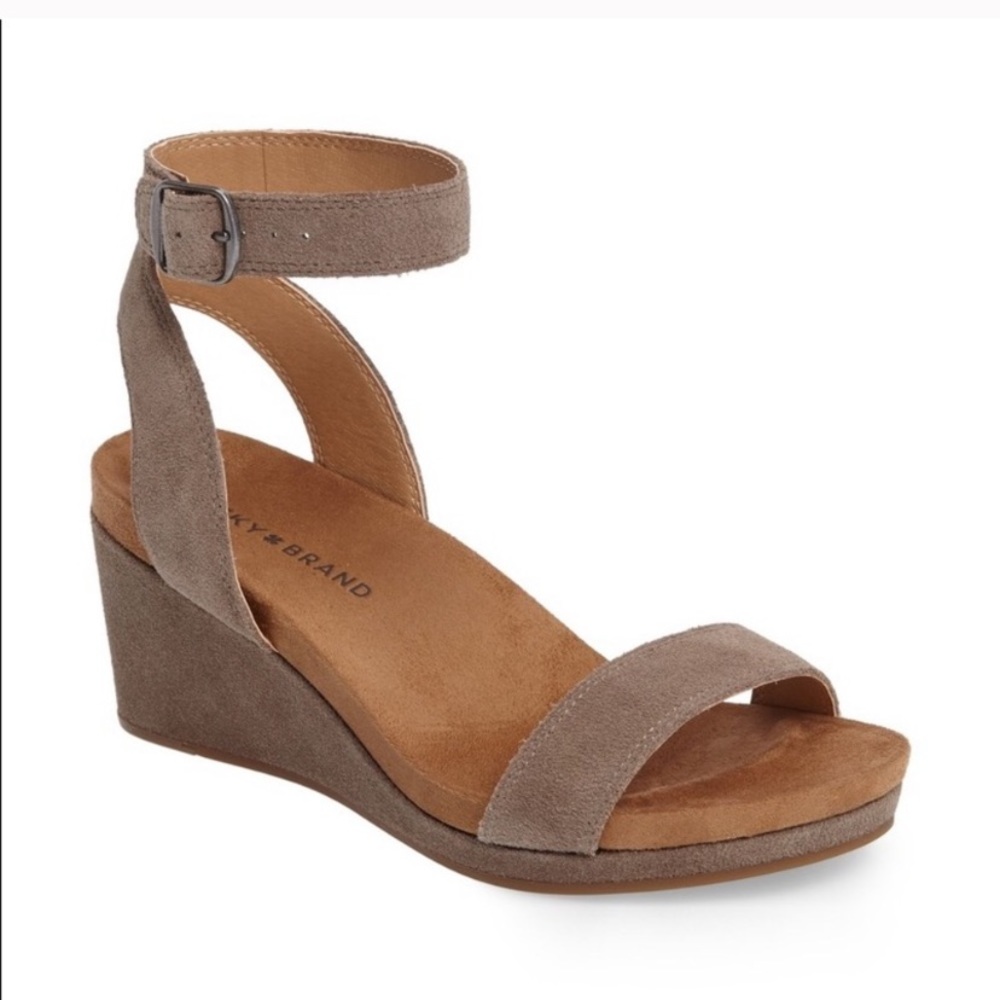 Lucky Brand Suede Karston Wedge Sandal 9
